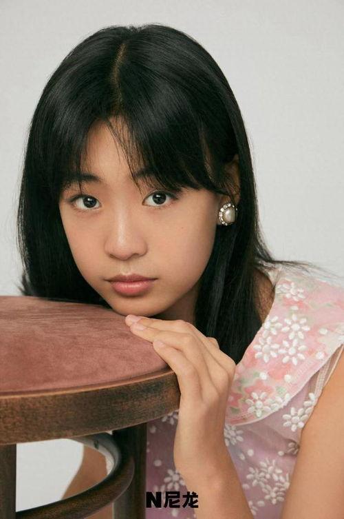 娱乐吃瓜酱13岁,揭秘娱乐圈那些不为人知的幕后故事  第2张