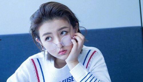 吃瓜娱乐张子枫完整版,揭秘青春偶像的成长轨迹