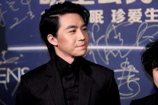 俞灏明娱乐圈吃瓜视频,揭秘明星幕后生活  第3张